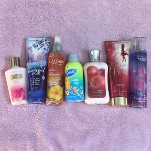 Lot of lotions and body sprays. 7 items